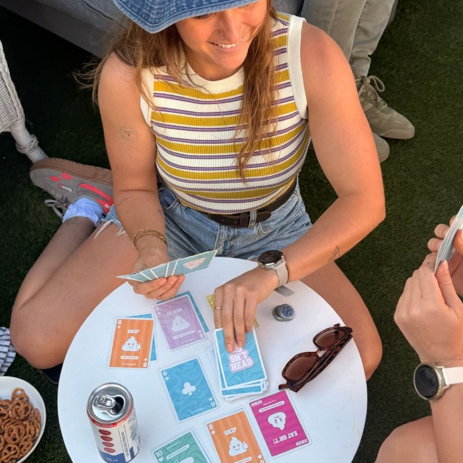 Friends playing the classic Shithead card game